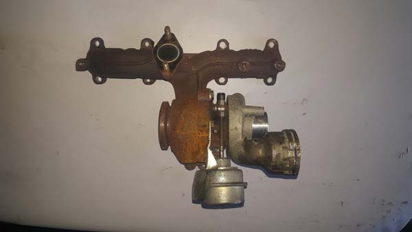 volkswagen caddy  2004-2010 çıkma yedek turbo